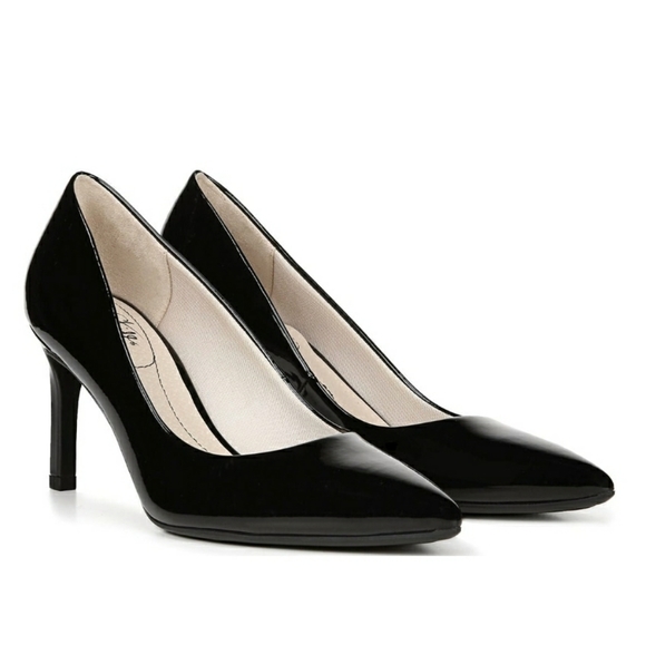 Life Stride Shoes - ***SOLD***